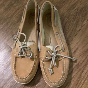 Sperrys flats